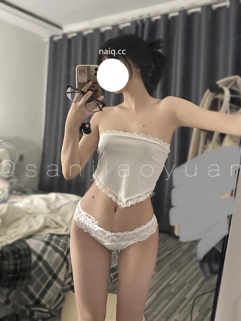 顶级翘臀无毛嫩鲍，推特福利姬【三角圆@sanjiaoyuan】付费，日常各种制服道具自慰 [21P68V-2.75GB]插图